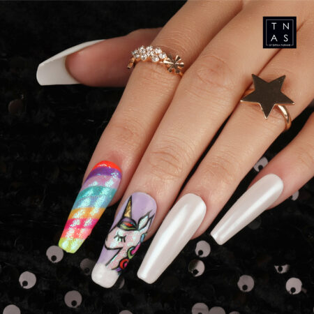 23-ideias-de-unha-decorada-unicornio