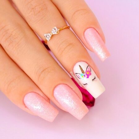 23-ideias-de-unha-decorada-unicornio