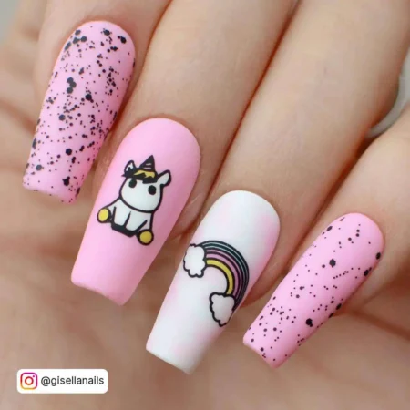 23-ideias-de-unha-decorada-unicornio