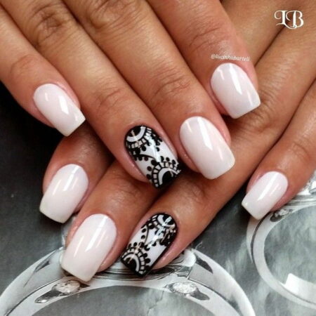 Black and White Decorated Nail