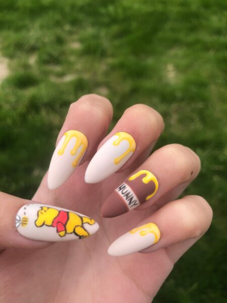 26-ideias-de-unha-decorada-ursinho-pooh