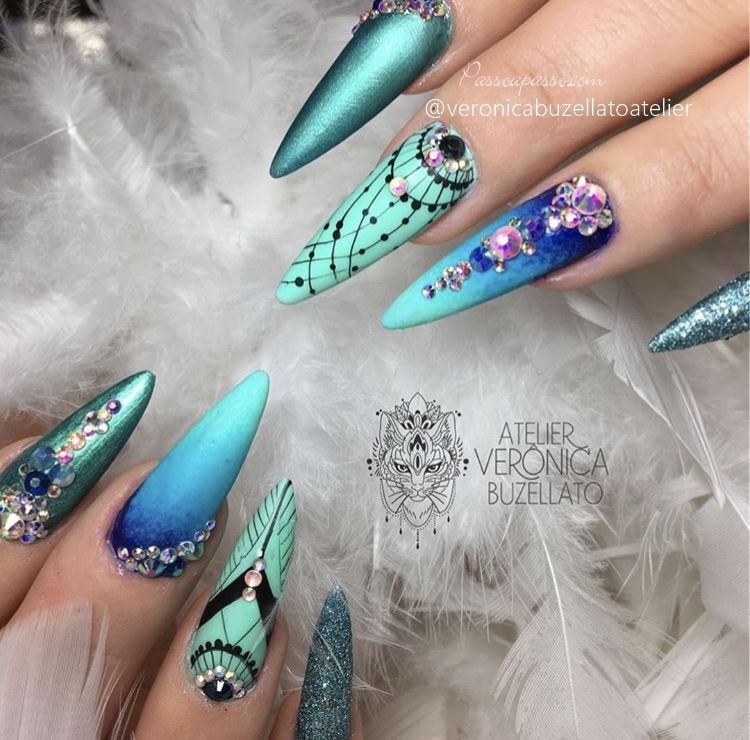 Unha Decorada Stiletto