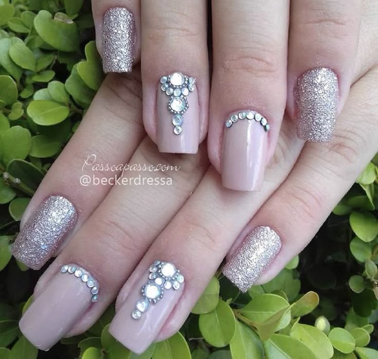 UNHAS DECORADAS COM JOIAS - fotos incríveis