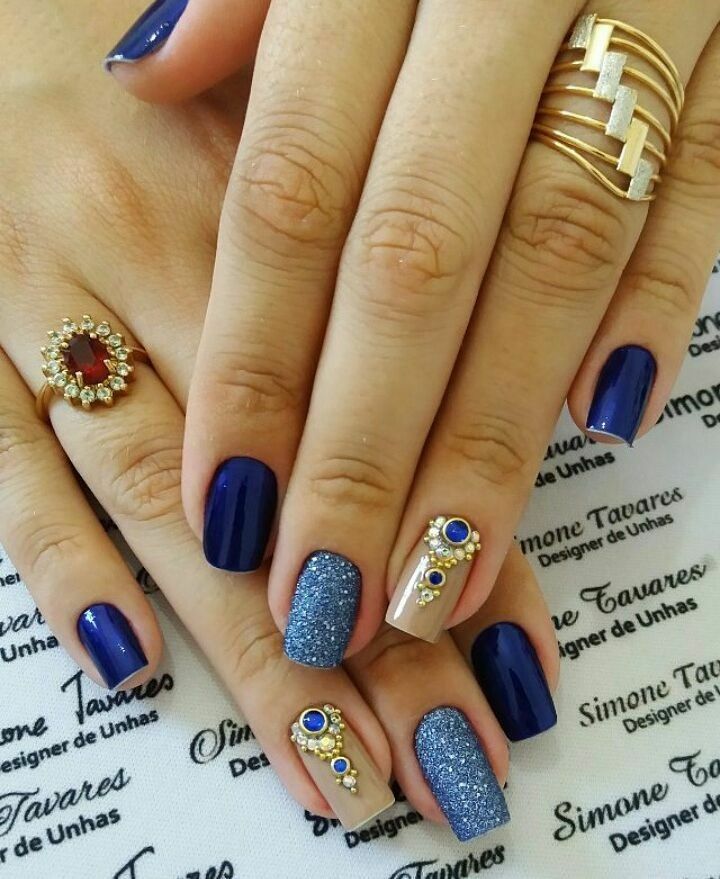 Unhas lindas azul e dourado com ...