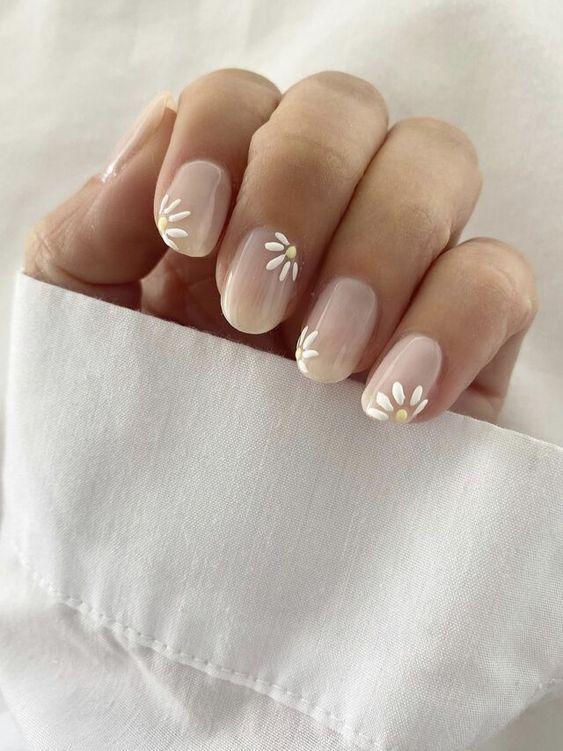 Unhas Decoradas Com Margaridas- A Flor ...
