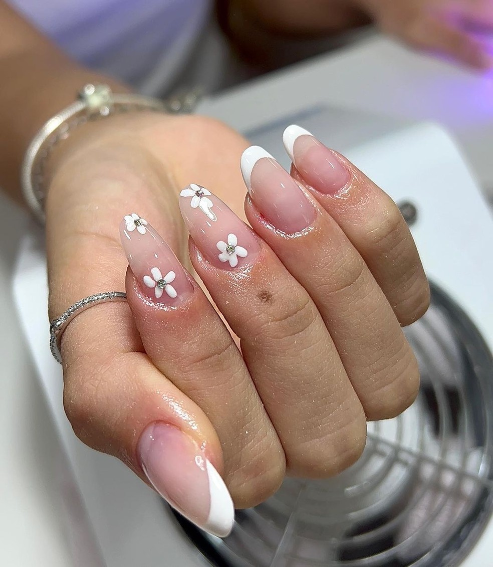 Unhas de fibra de vidro decoradas ...