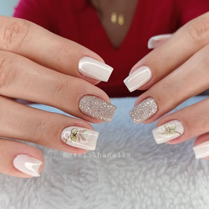70 ideias de unhas claras para uma mão ...