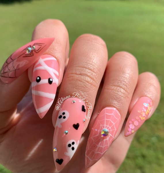 Handmade Pink Halloween Press on Nails ...