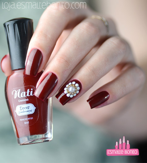 Como Aplicar Joias para Unhas