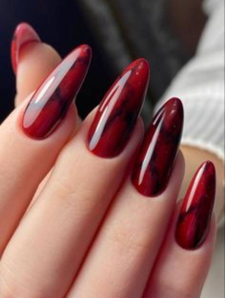 Unhas Vermelhas Marmorizadas!