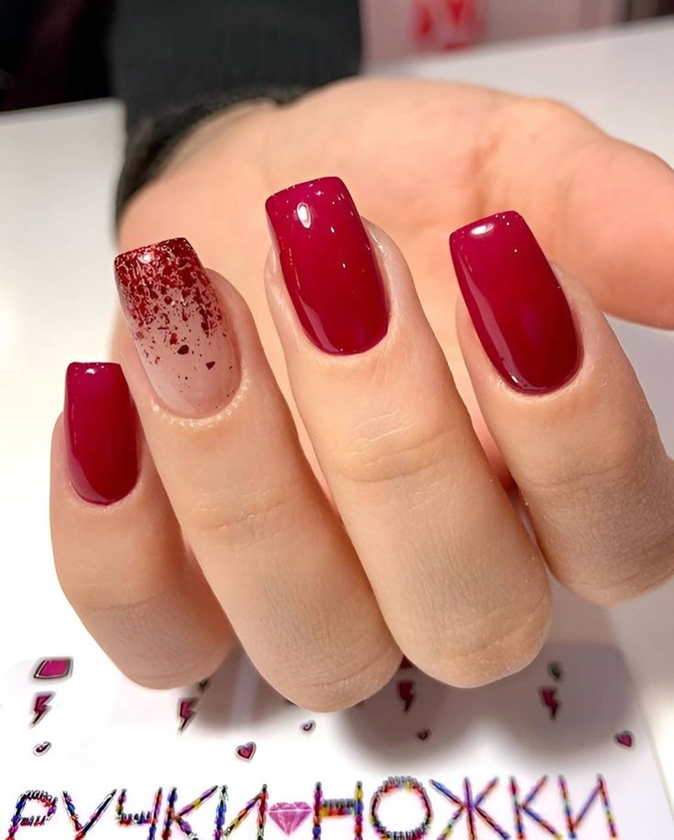 unhas de gel decoradas com glitter para ...