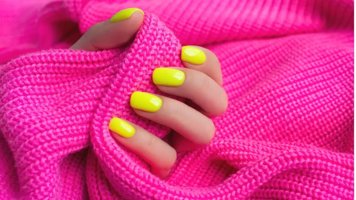 Unhas Esculpidas com Neon Encapsulado: Luxo e Durabilidade! - ideia