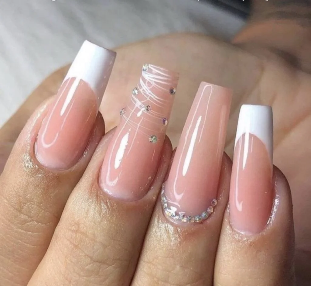 5 Idéias de Unhas Decoradas para Noivas -