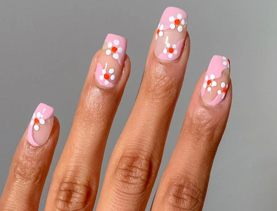 Floral Delicado: A Natureza em Suas Unhas - detalhe