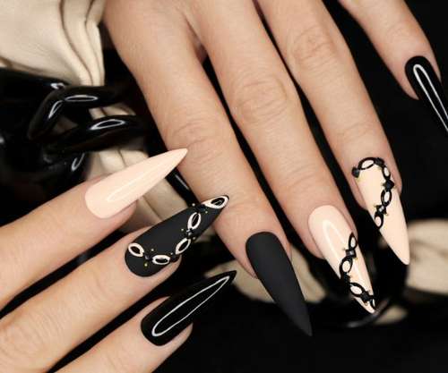 Unhas pretas decoradas: 4 inspirações