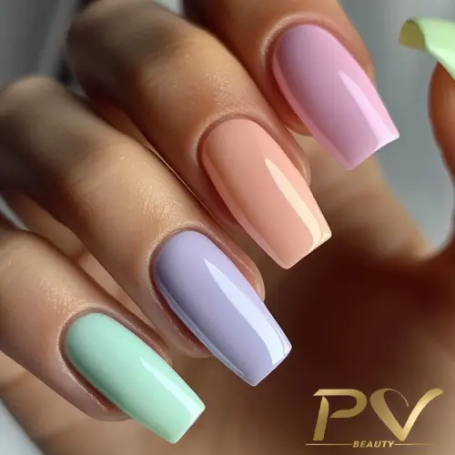 Unhas Decoradas com Esmalte Holográfico: Um Show de Cores - ideia