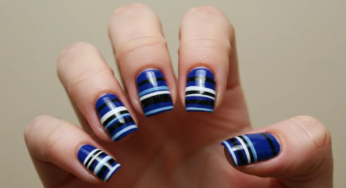 Clássico e Apaixonante: Listras Tricolores Vibrantes - detalhe