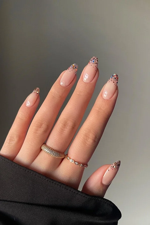 Unhas de Inverno com Francesinha Invertida - detalhe