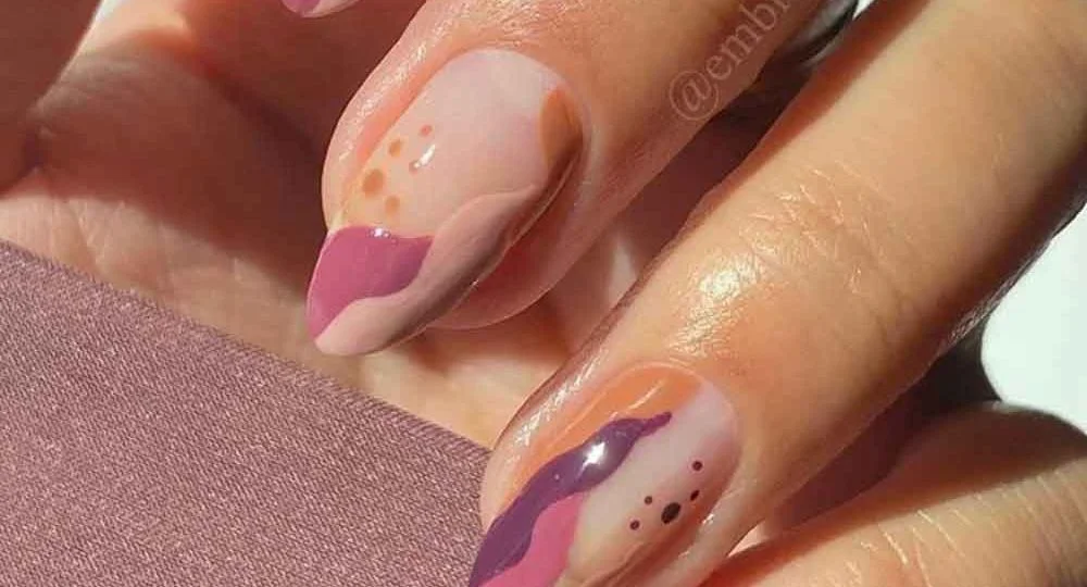 unha decorada amendoada - referência 1