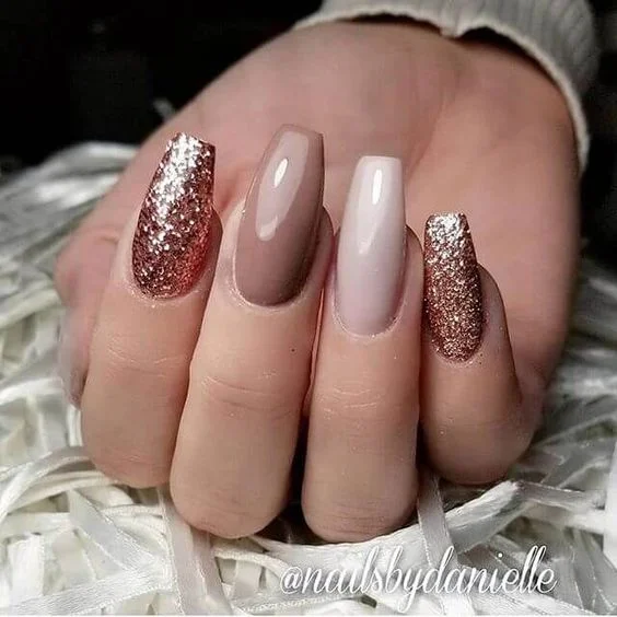 Unhas de Inverno com Strass - inspiração