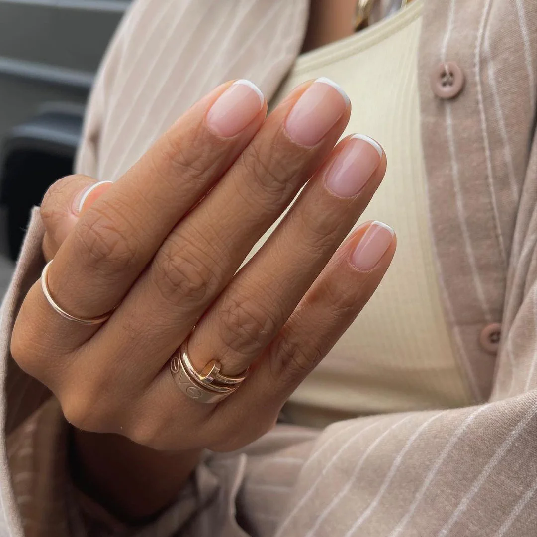 Como fazer unha francesinha? 4 técnicas