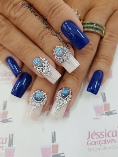 unhas decoradas para o natal com pedrarias