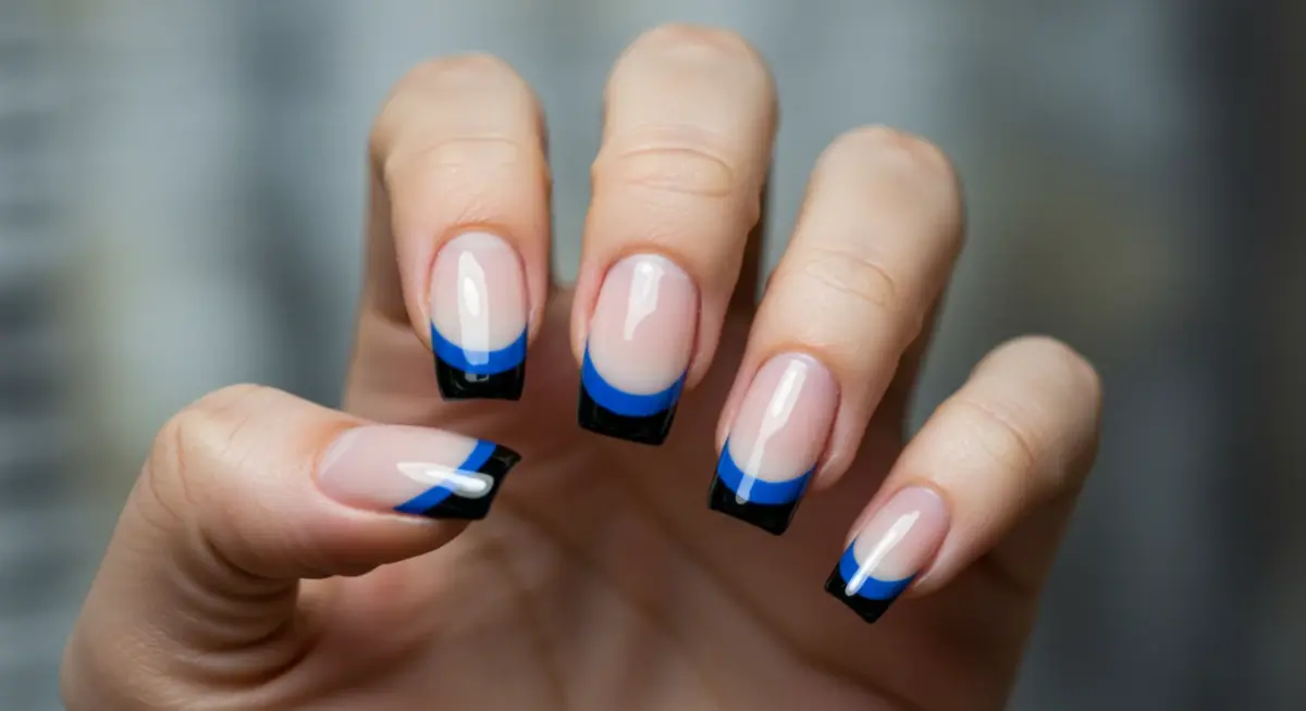 Elegância Gremista: Francesinha Azul e Preta Sofisticada - detalhe