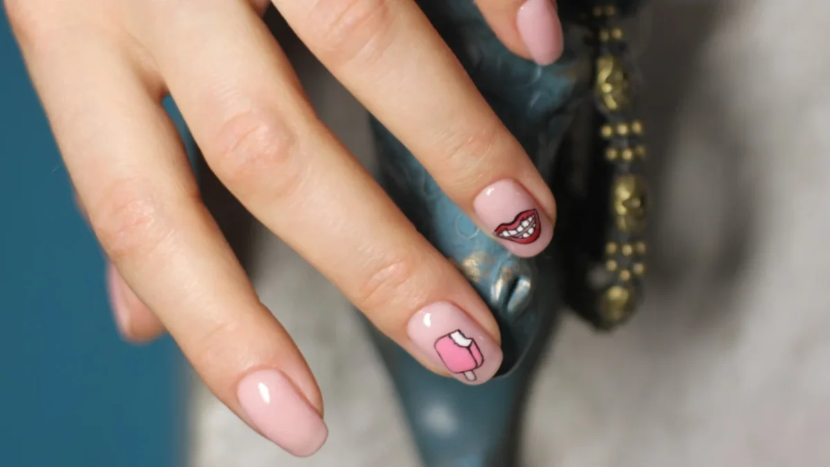 Como fazer adesivo de unha: ideias