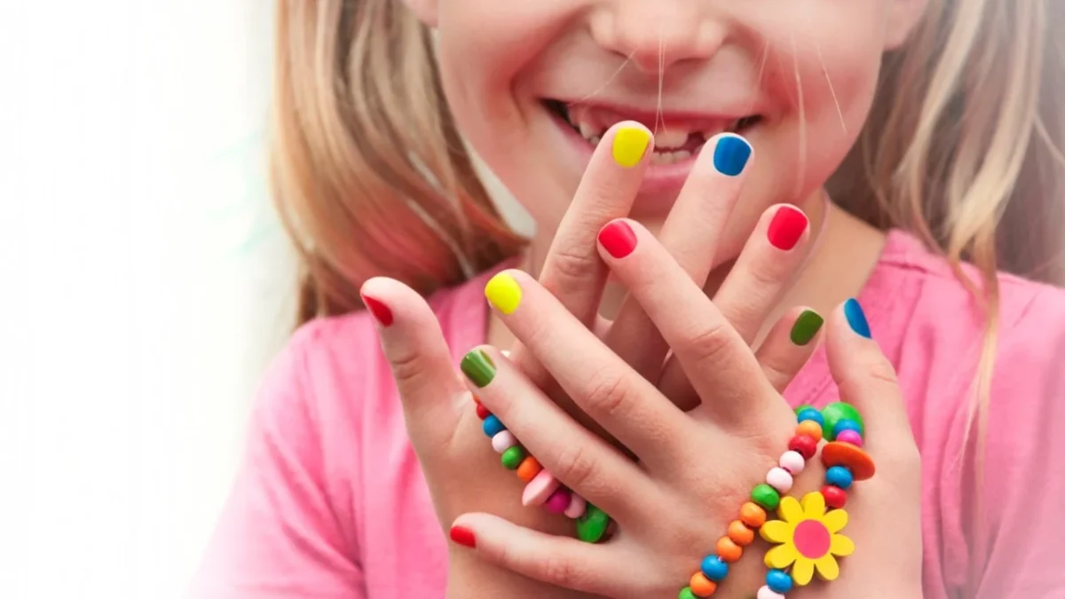 5 ideias de unhas decoradas divertidas