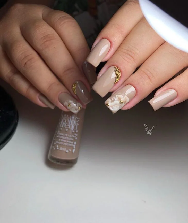 60 unhas decoradas com pedras com passo