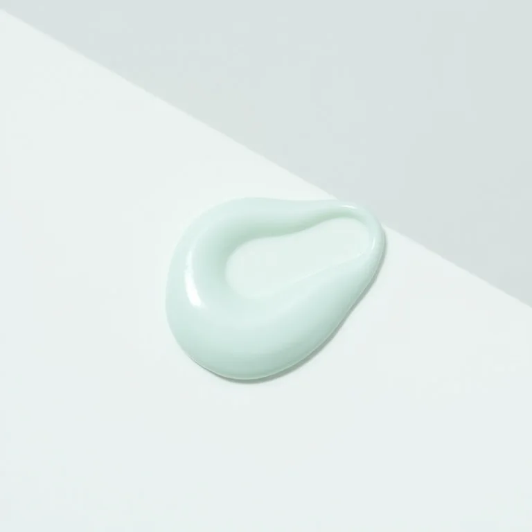 Close up de álcool em gel transparente.