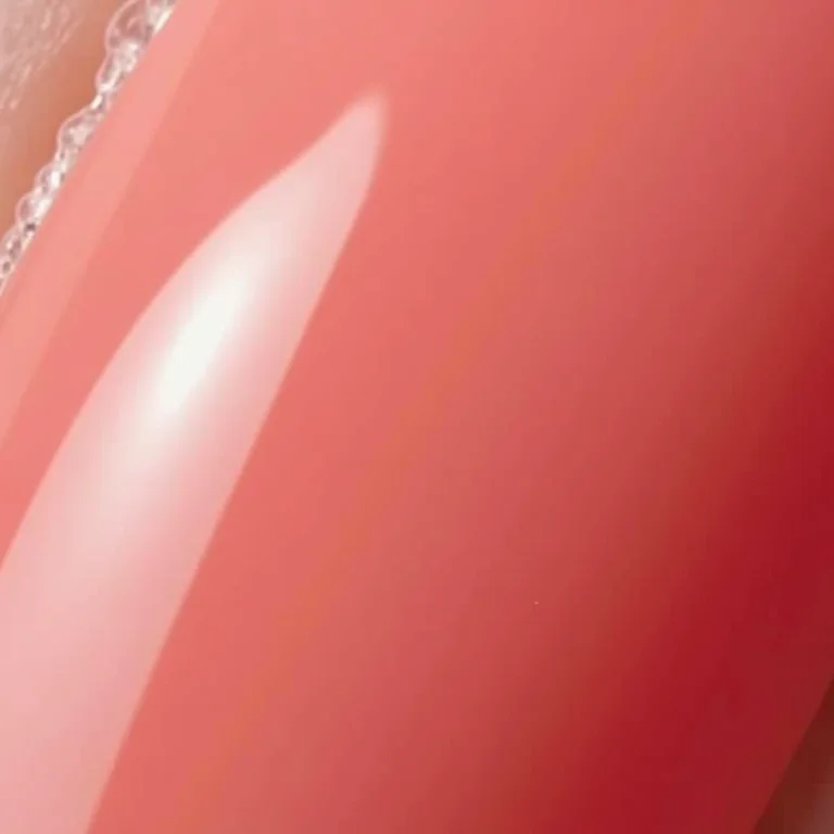 Comparativo entre unhas de fibra de vidro e unhas de gel