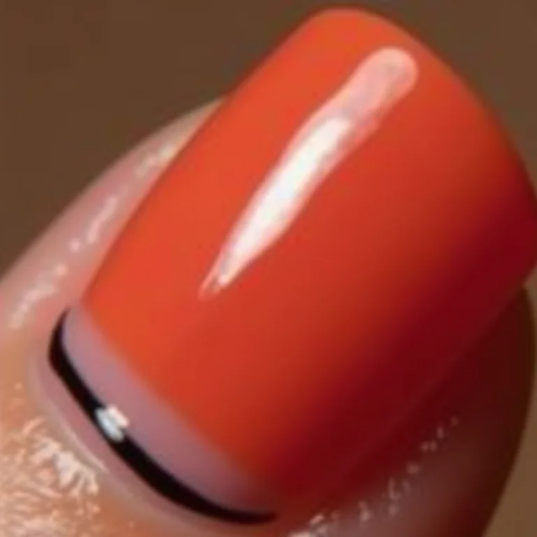 Francesinha moderna em unhas curtas