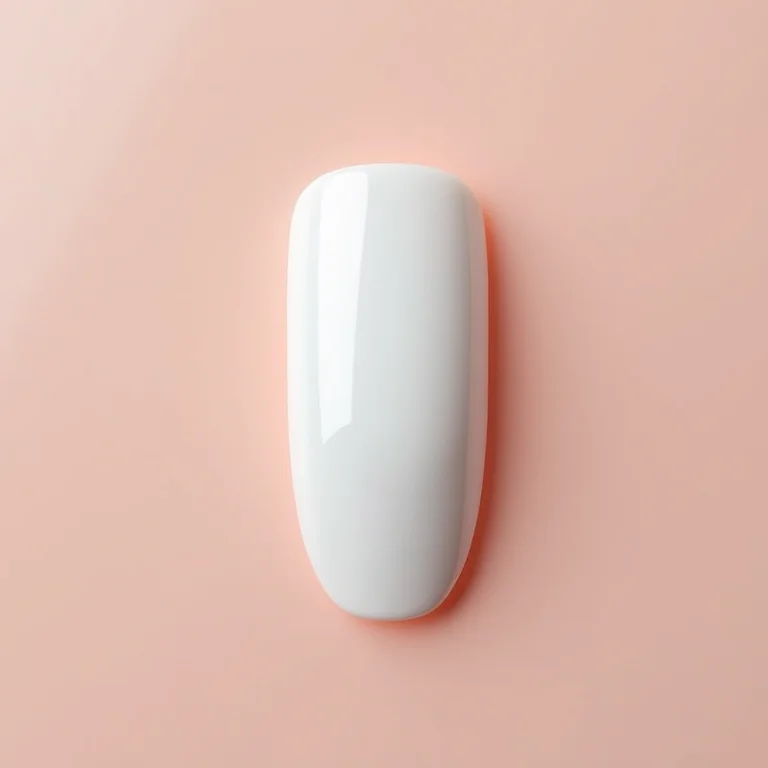 Unhas brancas: paz, pureza e harmonia.