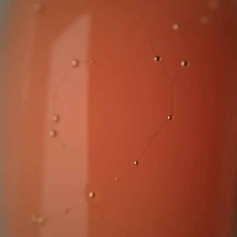 Unhas com design minimalista.