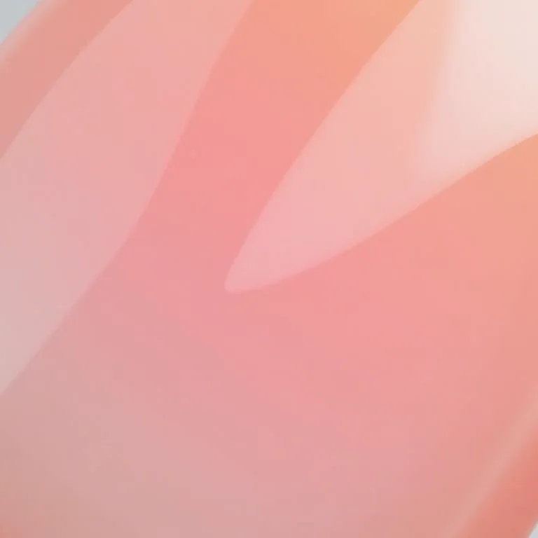 Unhas ombré com degradê rosa e branco