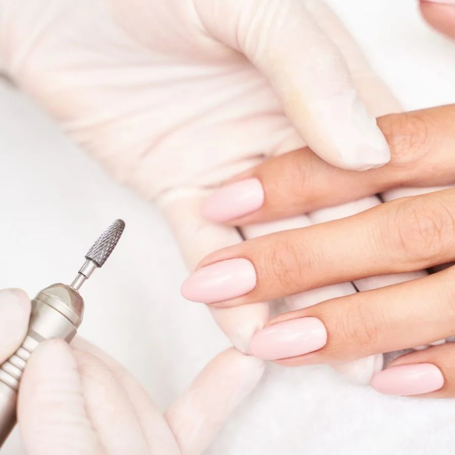 Com Lixa Elétrica e Brocas Específicas: Precisão Profissional - detalhe