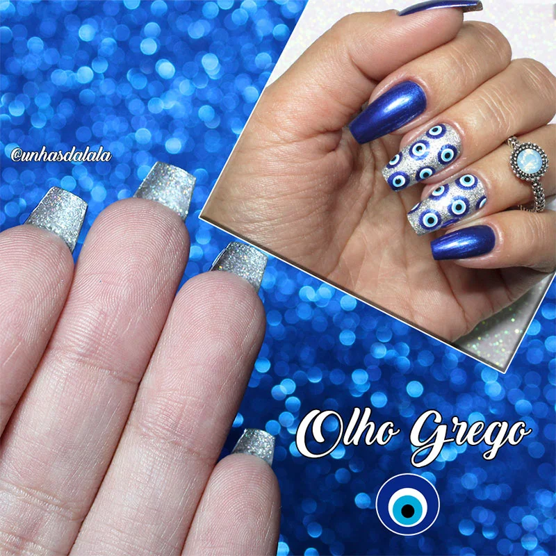 Azul Profundo: Unhas Degradê com Olho Grego Azul no Centro - detalhe