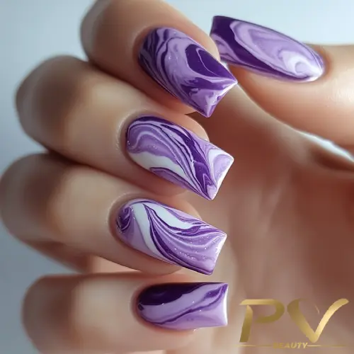 Unhas Marmorizadas Roxo e Lilás: Arte Abstrata e Exclusiva - inspiração