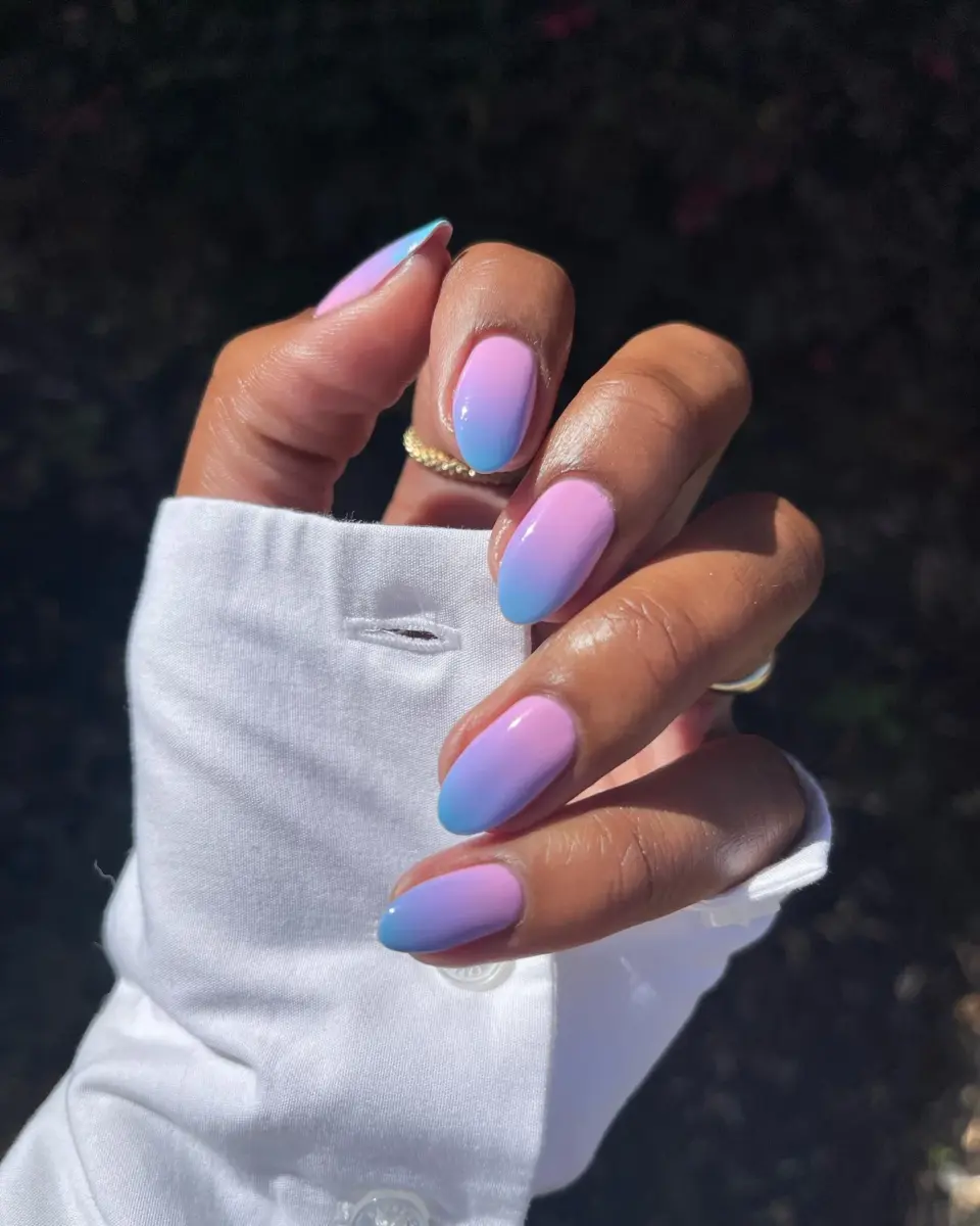Unhas Degradê (Ombré) em Tons Pastel - detalhe