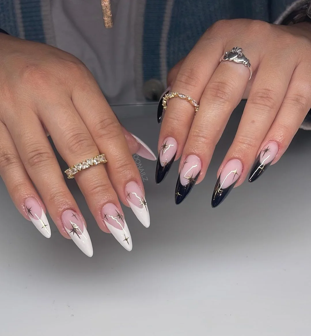 Unhas Stiletto com Desenhos Geométricos em Preto e Branco - detalhe