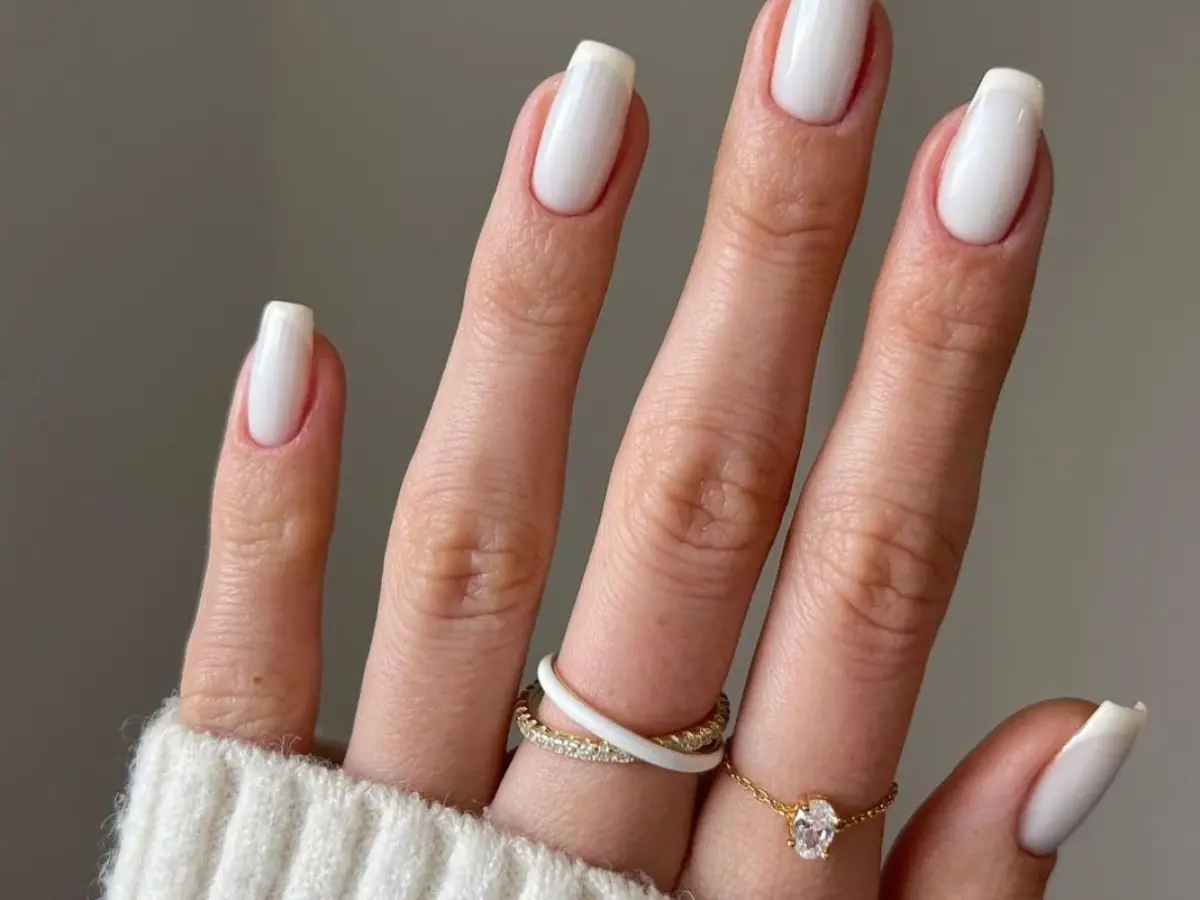 Pontilhismo Elegante: Arte Pontilhada nas Unhas - ideia