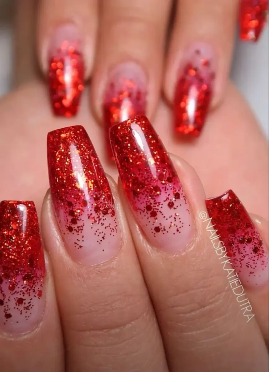 Vermelho Glitter Furta-Cor para um Toque Mágico - inspiração