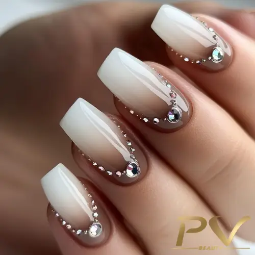 Riscos com Pedrarias: Delicadeza e Brilho Extra - inspiração