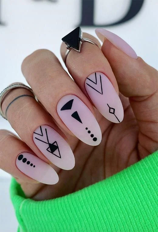 Unhas Decoradas com Desenhos Geométricos - ideia