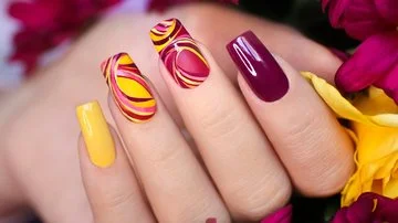 Nail Art Texturizada: Sensação Tátil e Visual nas Suas Unhas - detalhe