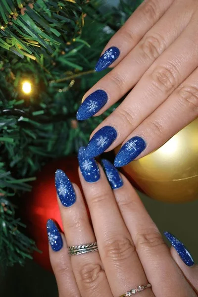 Verde Esmeralda com Aplicações de Flocos de Neve em 3D - detalhe