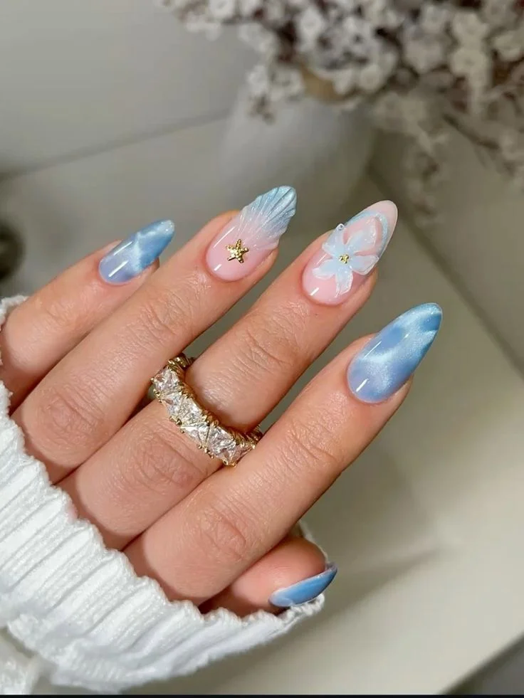 Unhas Decoradas com Aplicações de Cristais - inspiração