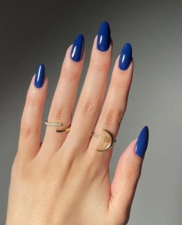 Azul Cobalto Cremoso: Um toque futurista e elegante - ideia