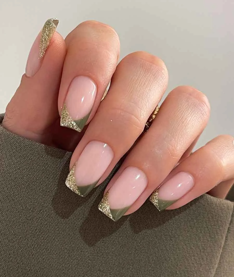 Francesinha Diagonal com Glitter Dourado - inspiração